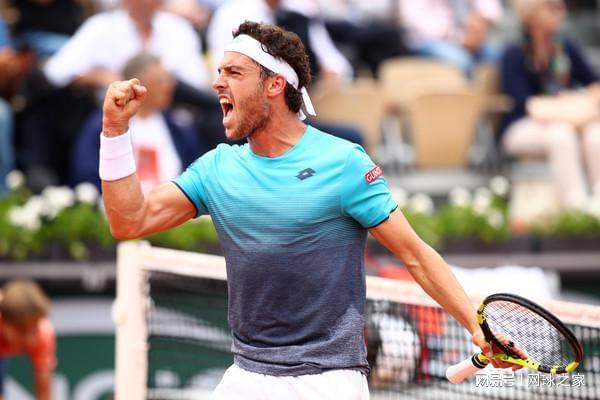 其稳健的发 其稳健的发