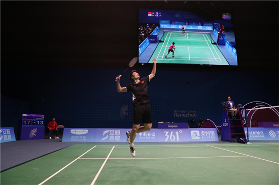 他们分别来 他们分别来